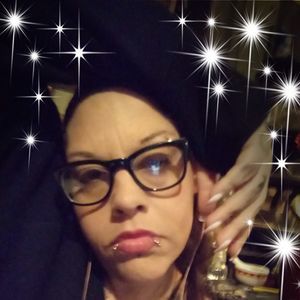 Meet your Posher, Kendra